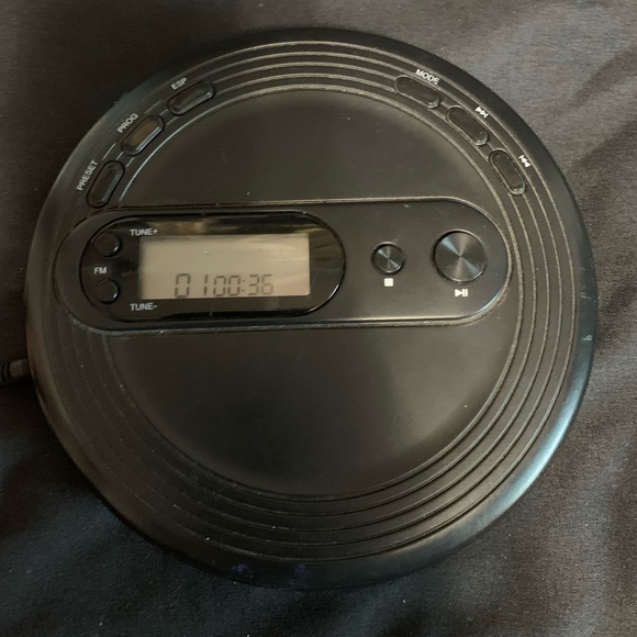 Onn Cd Player Onb15av201 Walkman Cd Player Portable - Picture 1 of 7